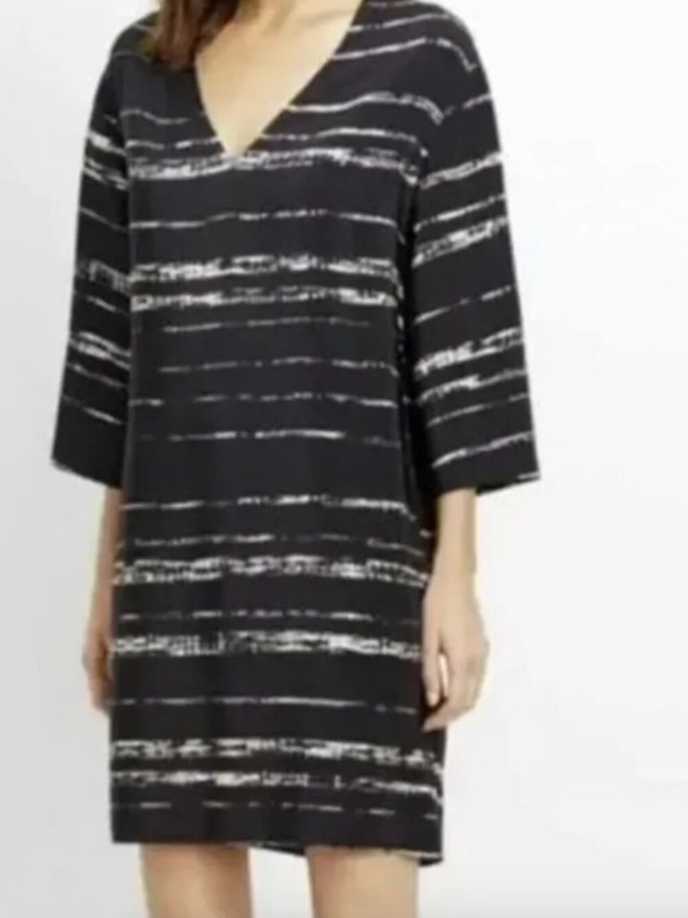 VINCE 100% Silk Stripe Shift Dress in Black S